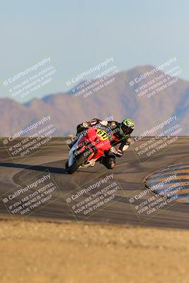 media/Dec-16-2023-CVMA (Sat) [[bb38a358a2]]/Race 13 Amateur Supersport Middleweight/